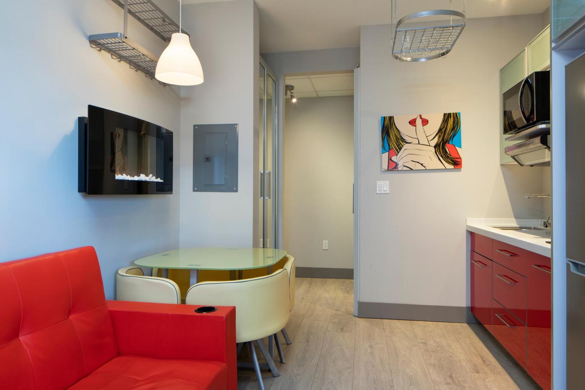 Micro Boutique Living Wolfville Ruang foto