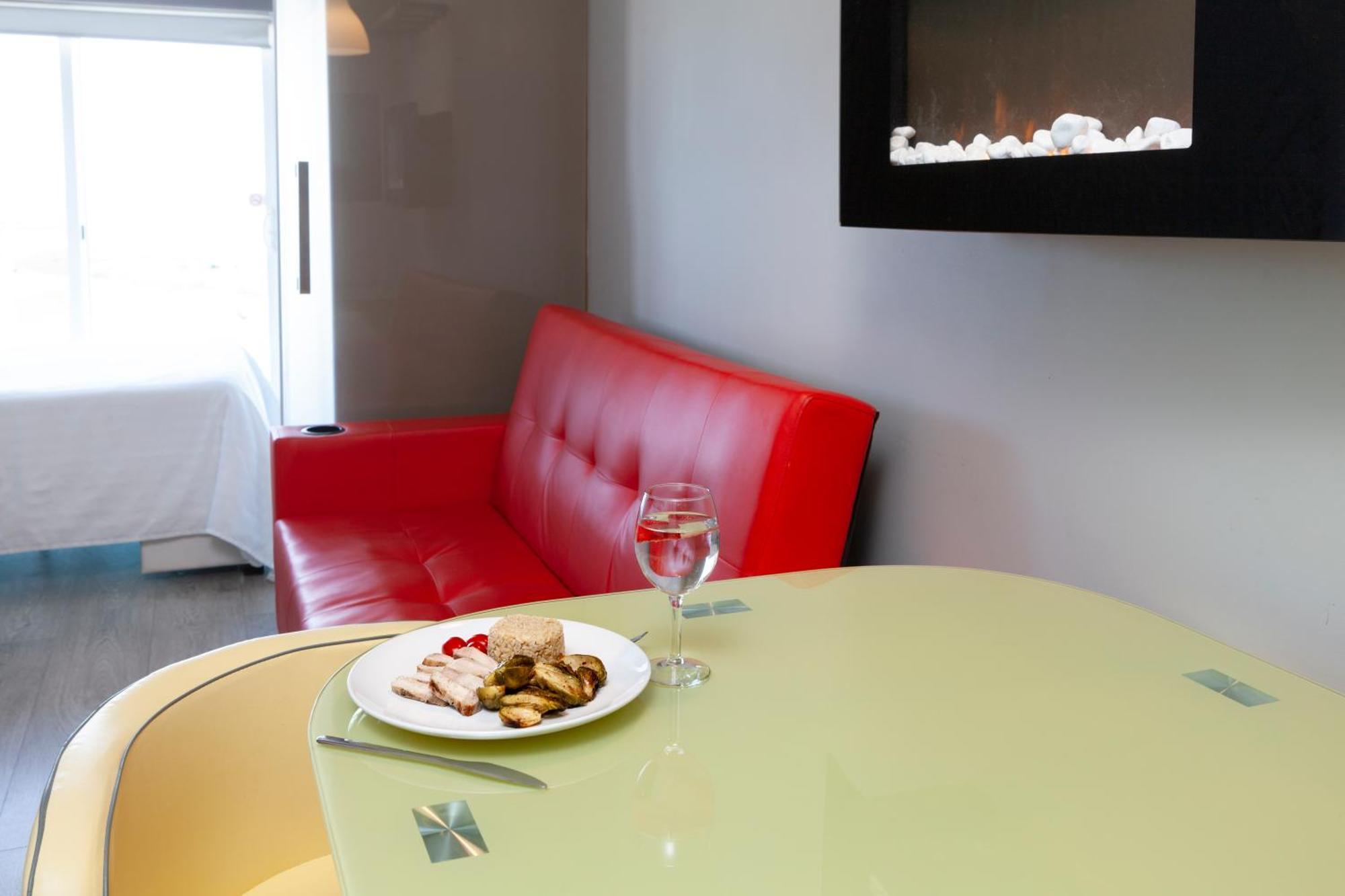 Micro Boutique Living Wolfville Bagian luar foto